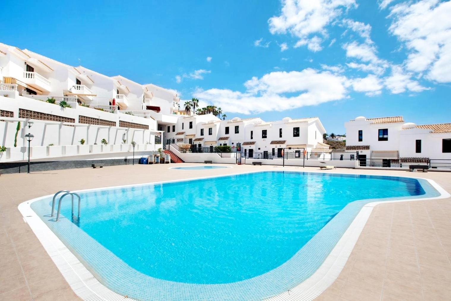 Remarkable 2-Bed House In Chayofa With Pool Εξωτερικό φωτογραφία